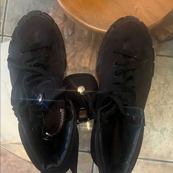 Prada Black Sneakers with Detachable Pouch - Picture 2 of 3